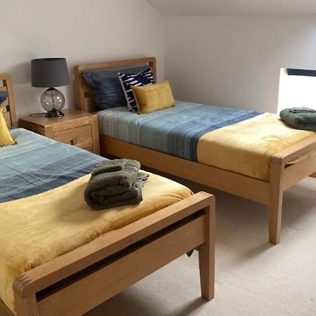 Ferienwohnung Telford Escape Elgin Exterior foto